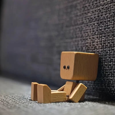 Charming Little Wooden Figure That Sways with 12PCS Magnetic Expressions (Premium Quality)